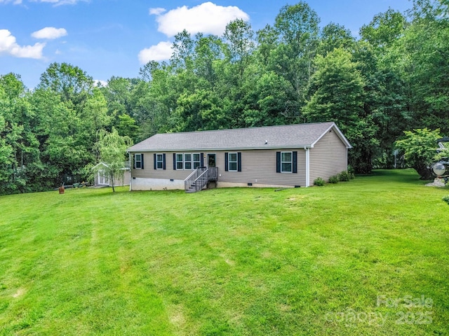 981 Gilliam Mountain Rd, Hendersonville, NC 28792 - view of front of home with a front yard, crawl space, and a view of trees