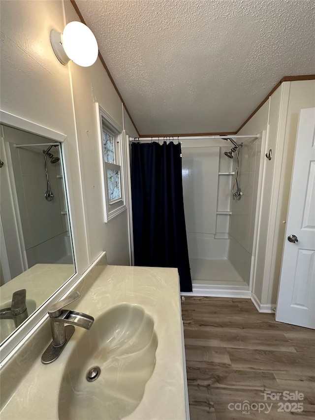 843 Deep Gap Loop Rd, Flat Rock, NC 28731
