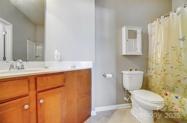 full bathroom featuring a shower with curtain, toilet, vanity, tile patterned flooring, and baseboards