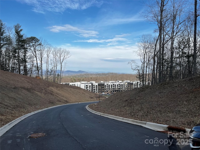 Listing photo 2 for 105 Woodland Mdws Unit 5A, Asheville NC 28803