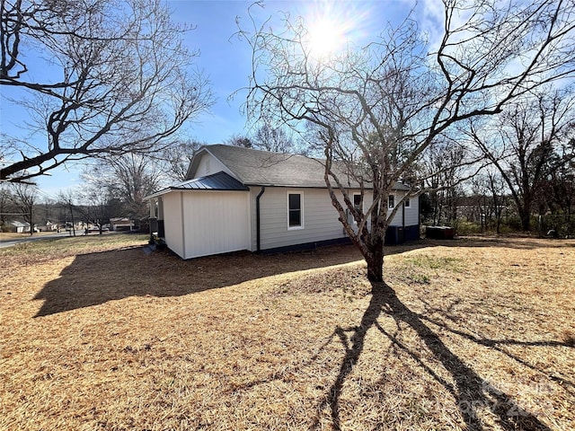 view of side of home