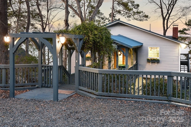 view of front of home featuring metal roof