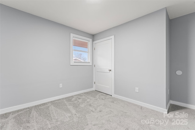 5329 Southampton Rd, Charlotte, NC 28217 - unfurnished room with carpet floors and baseboards