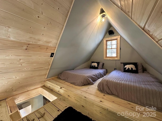 bedroom featuring vaulted ceiling