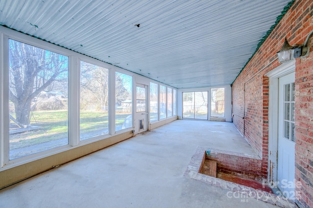 view of unfurnished sunroom