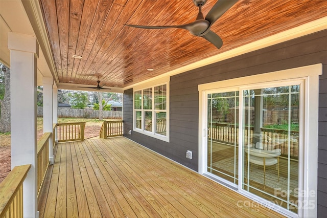 deck with ceiling fan