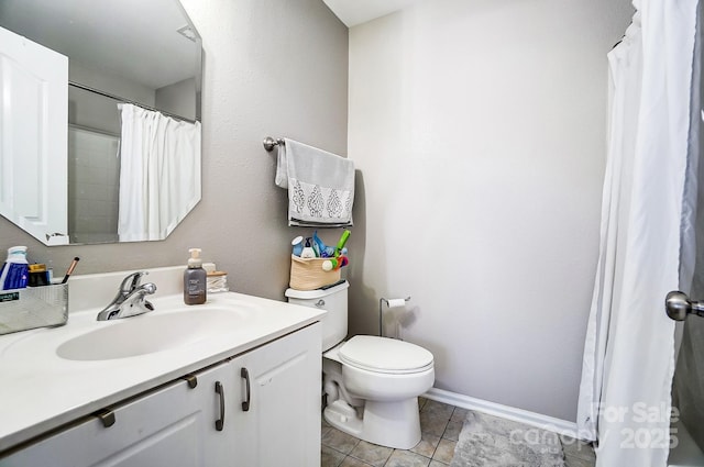 full bath with baseboards, toilet, curtained shower, tile patterned flooring, and vanity