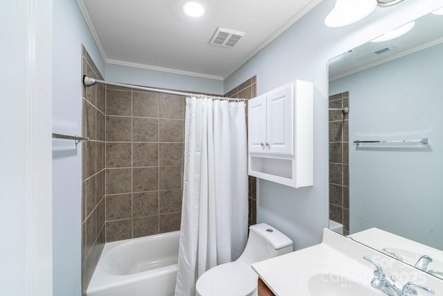 full bath featuring crown molding, toilet, visible vents, and shower / bathtub combination with curtain