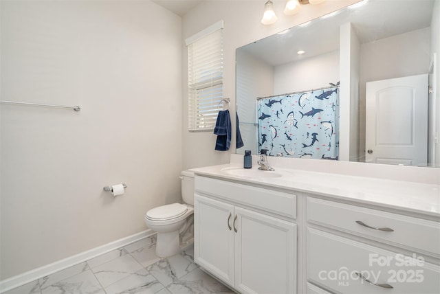 bathroom featuring curtained shower, baseboards, toilet, marble finish floor, and vanity