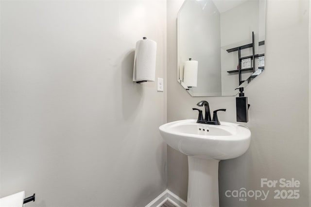 19113 Hawk Haven Ln, Charlotte, NC 28278 - view of bathroom