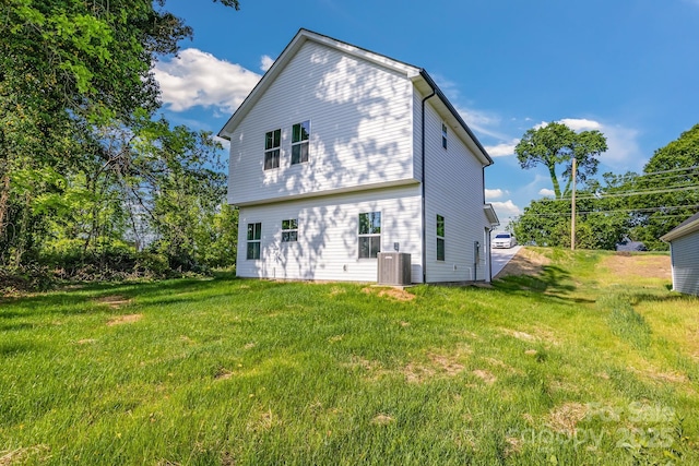 695 S Elm St, Statesville, NC 28677 - photo 4