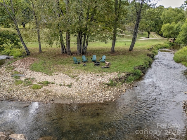 97 Circle E Ranch Rd, Burnsville, NC 28714