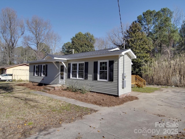 view of front of home