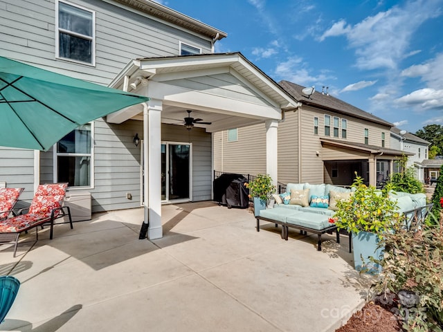 view of patio featuring a ceiling fan and an outdoor hangout area