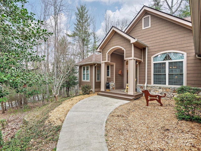 view of front of property featuring stone siding