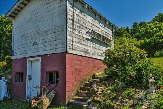 view of property exterior