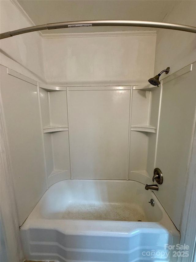 full bathroom with bathtub / shower combination