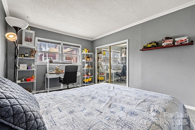 bedroom with carpet, a closet, ornamental molding, a textured ceiling, and baseboards