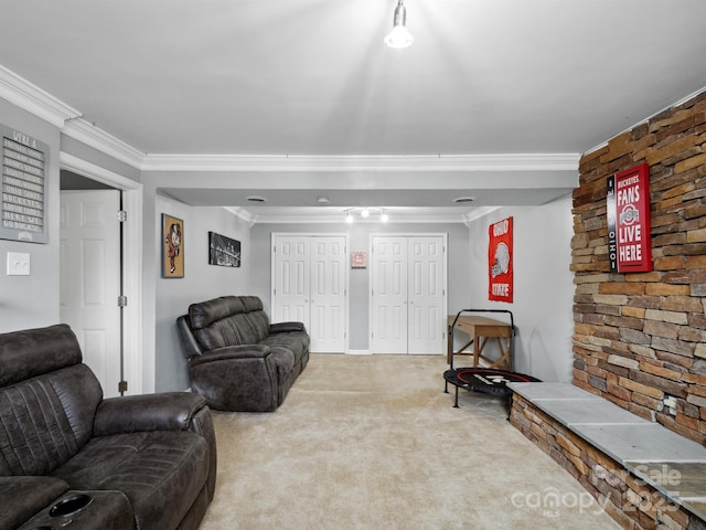 2200 Peninsula Ave, Shelby, NC 28150 - carpeted living area featuring crown molding