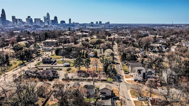 drone / aerial view with a view of city