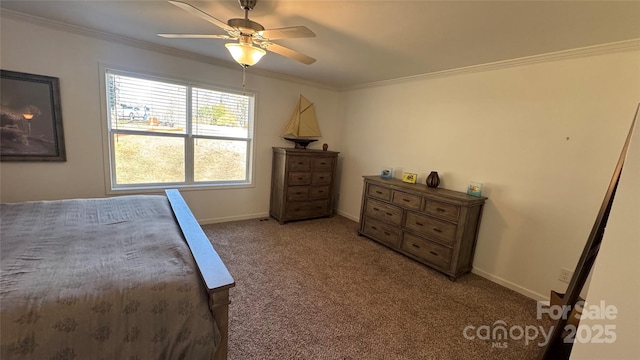 bedroom featuring carpet floors, crown molding, baseboards, and ceiling fan