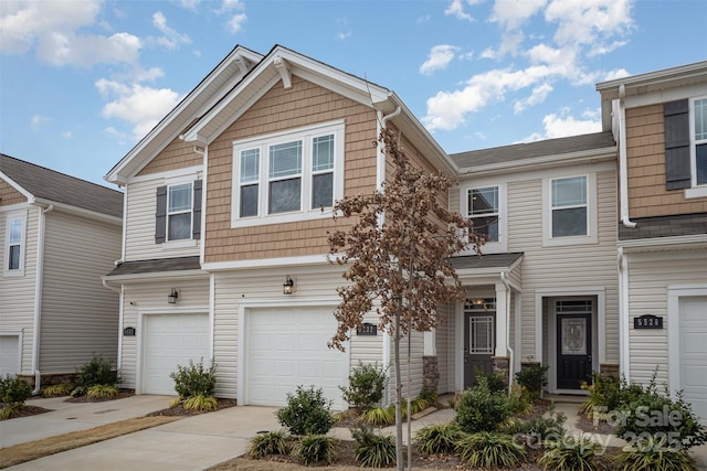 5532 Axil Ln, Charlotte, NC 28269 - multi unit property with a garage and driveway
