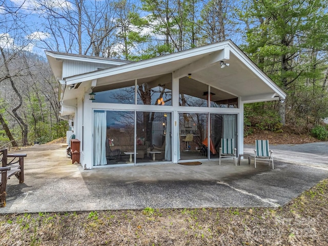 675 Foster Hill Dr, Hendersonville, NC 28739 - view of back of house