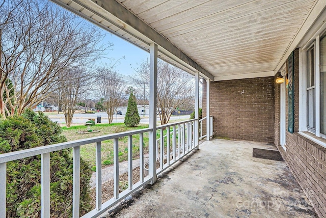 balcony featuring a porch