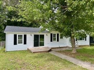 175 Kathy St, Marion, NC 28752 - photo 2