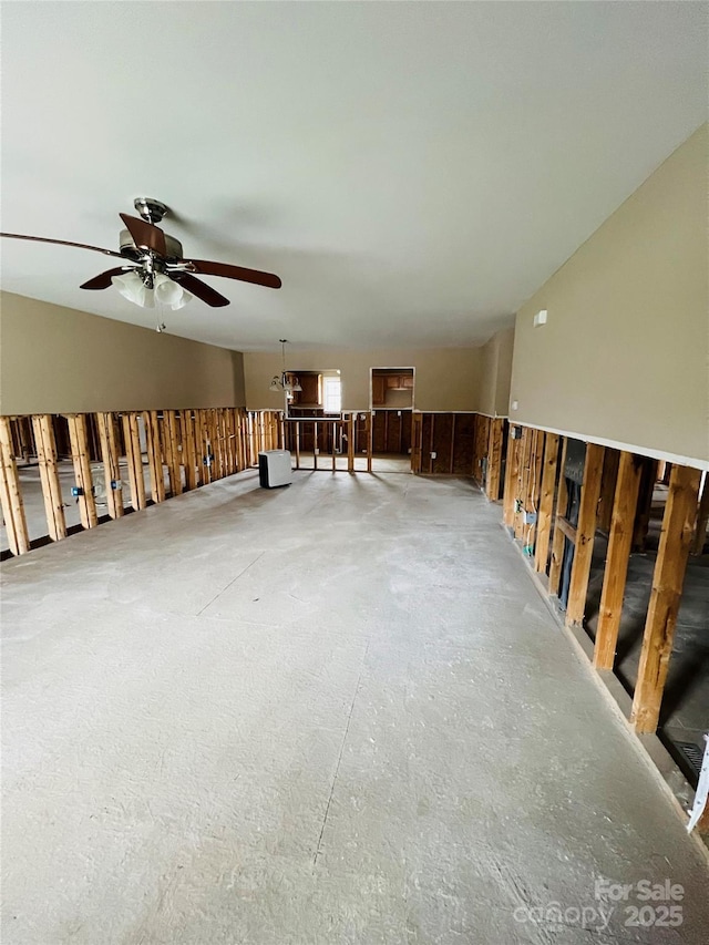 spare room featuring a ceiling fan