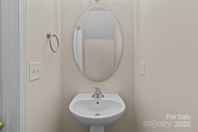 2592 Brackley Pl NW, Concord, NC 28027 - bathroom with a sink