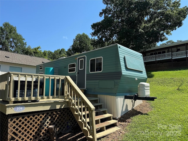 exterior space with a yard