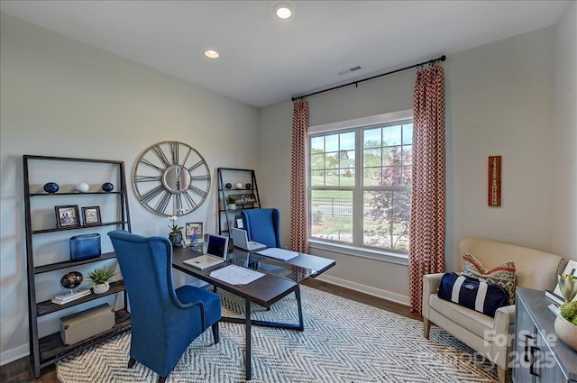office space featuring visible vents, baseboards, and recessed lighting