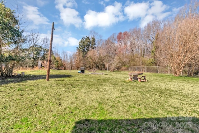 view of yard featuring fence