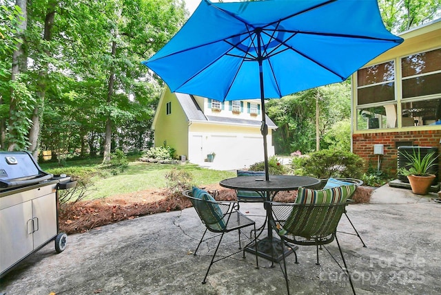 view of patio featuring outdoor dining area