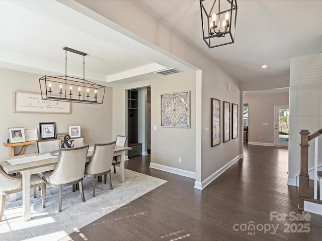 dining room with recessed lighting, dark wood-style floors, visible vents, and baseboards