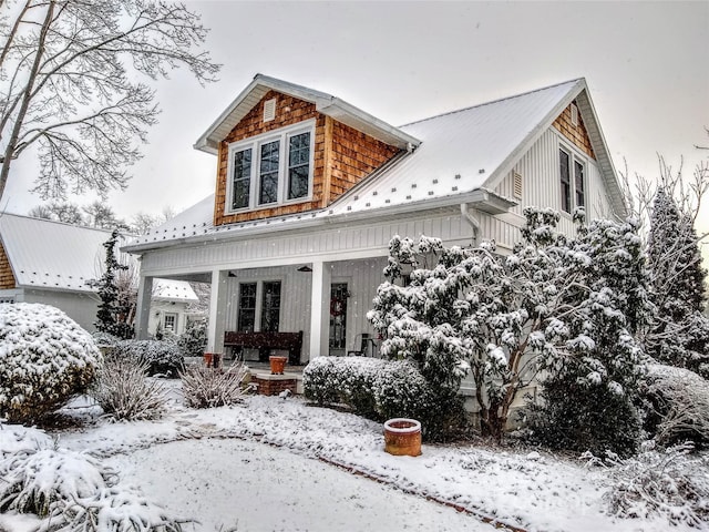 view of front of property with a porch