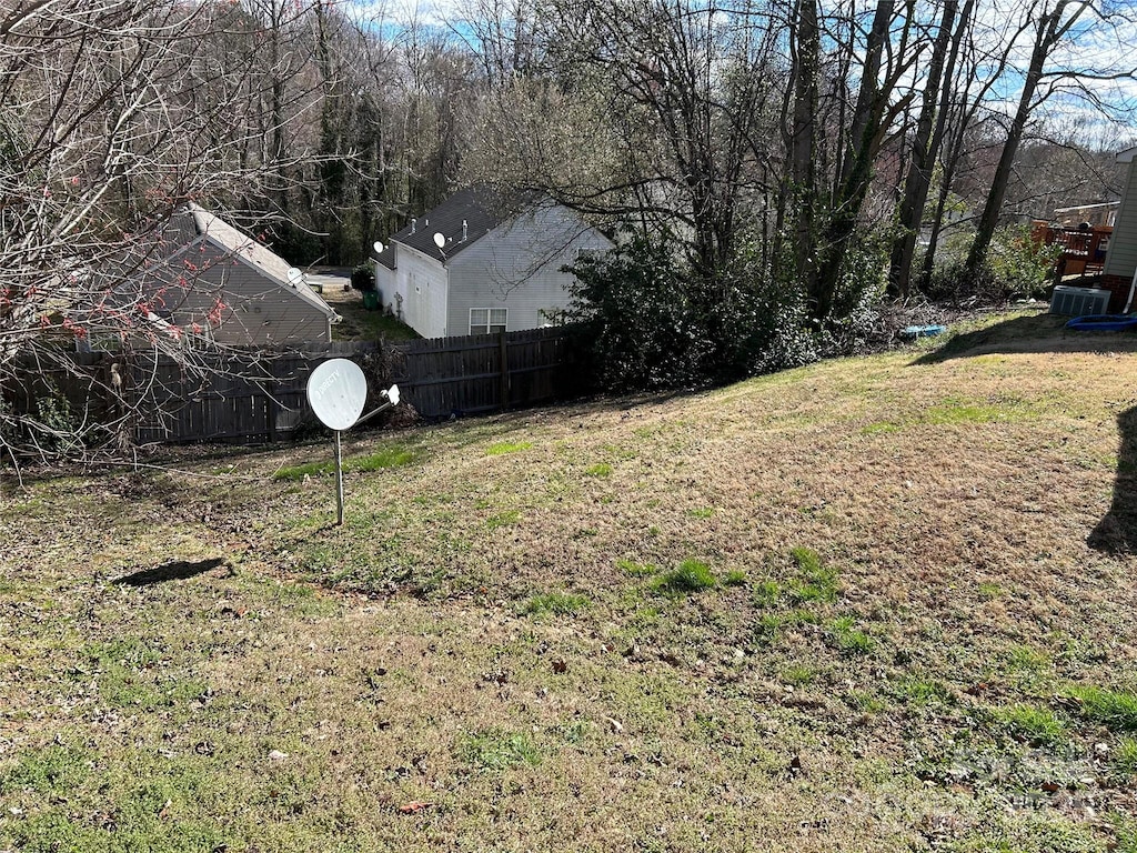 view of yard with fence