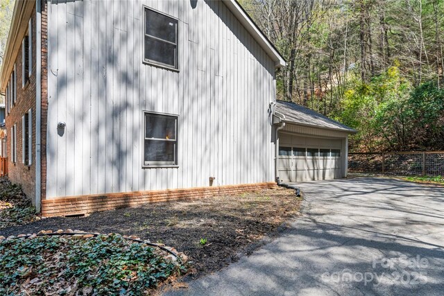 15 Elmwood Ln Unit 161, Asheville, NC 28803 - view of side of home with asphalt driveway