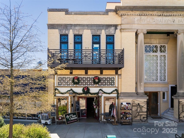 view of building exterior