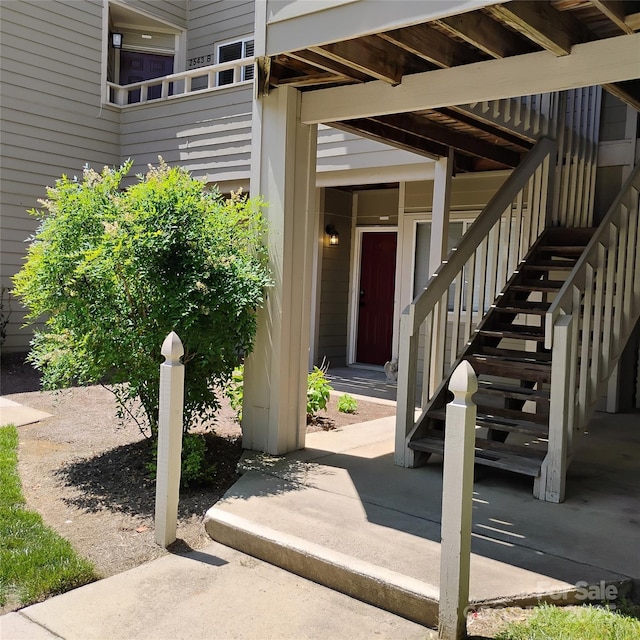 2545 Stockbridge Dr, Charlotte, NC 28210 - view of property entrance