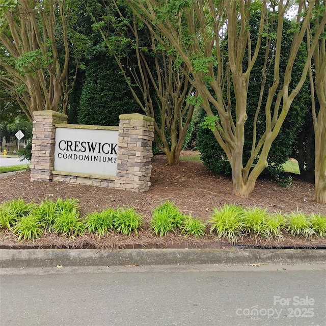 2545 Stockbridge Dr Unit A, Charlotte, NC 28210 - view of community / neighborhood sign