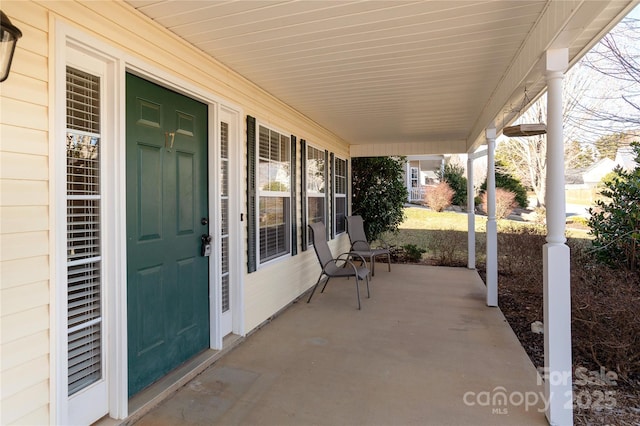 view of patio / terrace with covered porch