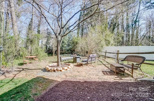 view of yard featuring fence