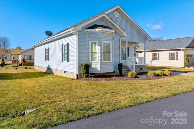 357 Beechnut Dr, Hendersonville, NC 28739 - view of front facade featuring crawl space and a front lawn