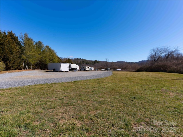 357 Beechnut Dr, Hendersonville, NC 28739 - view of yard