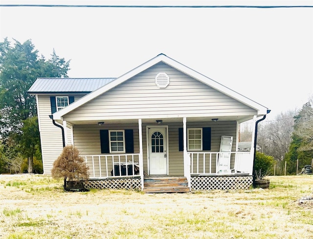 view of front of house featuring a porch