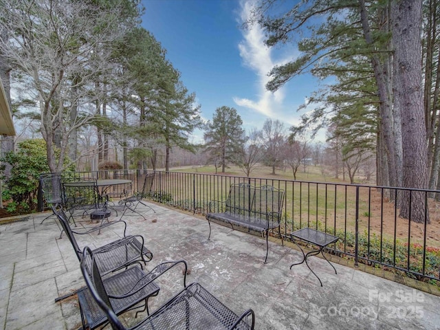 view of patio with outdoor dining space