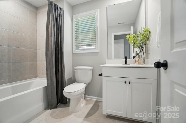 9843 Quercus Ln, Huntersville, NC 28078 - bathroom featuring baseboards, toilet, vanity, and shower / bath combo