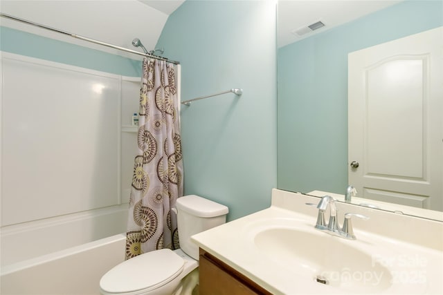 full bathroom featuring visible vents, shower / bathtub combination with curtain, toilet, and vanity